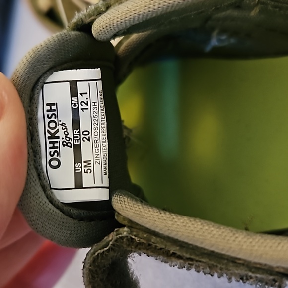 NWT OshKosh B'gosh Toddler Boy's Everplay Flexible Outsole Bump Sandals: 5T - Picture 8 of 9